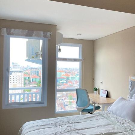 Bess Mansion Apartment, 16Th Floor Surabaya Exterior photo